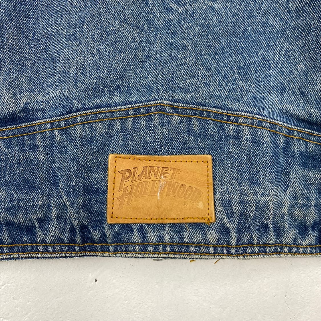 90s 플래닛헐리우드 네슈빌 자수 빅로고 데님 자켓 (105) 상품이미지8