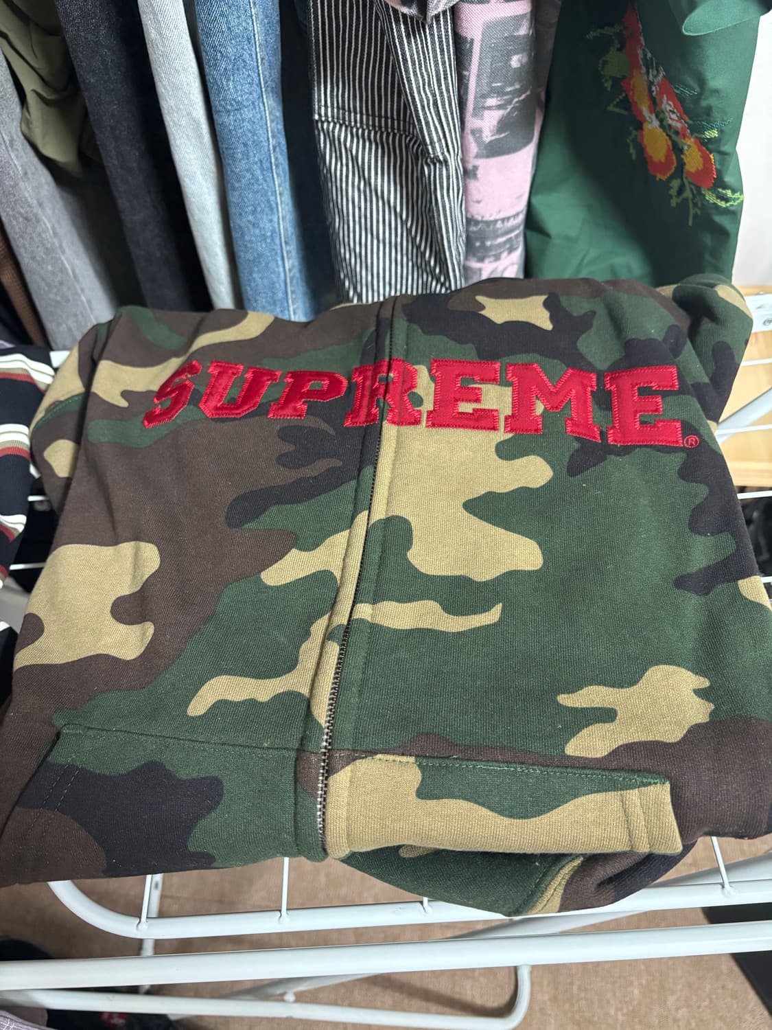 25fw)슈프림 supreme 아플리케 후드집업 카모 상품이미지2