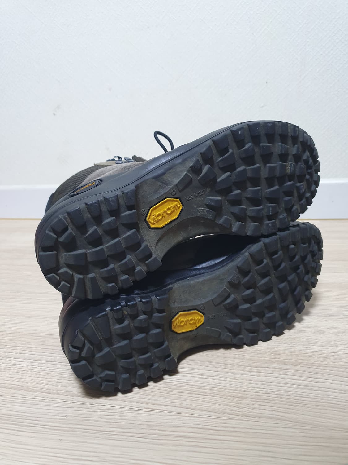 아쿠 타이가 고어텍스 등산화 280 상품이미지8