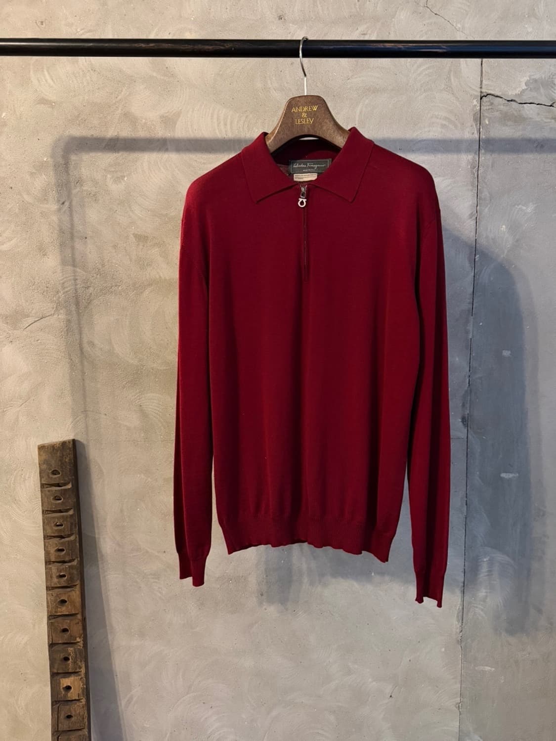 살바토레 페라가모 짚업 니트 100 상품이미지1