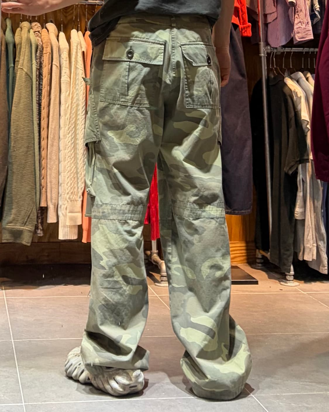 33in 포켓 절개 디테일 그린 카모플라주 카고팬츠 상품이미지2