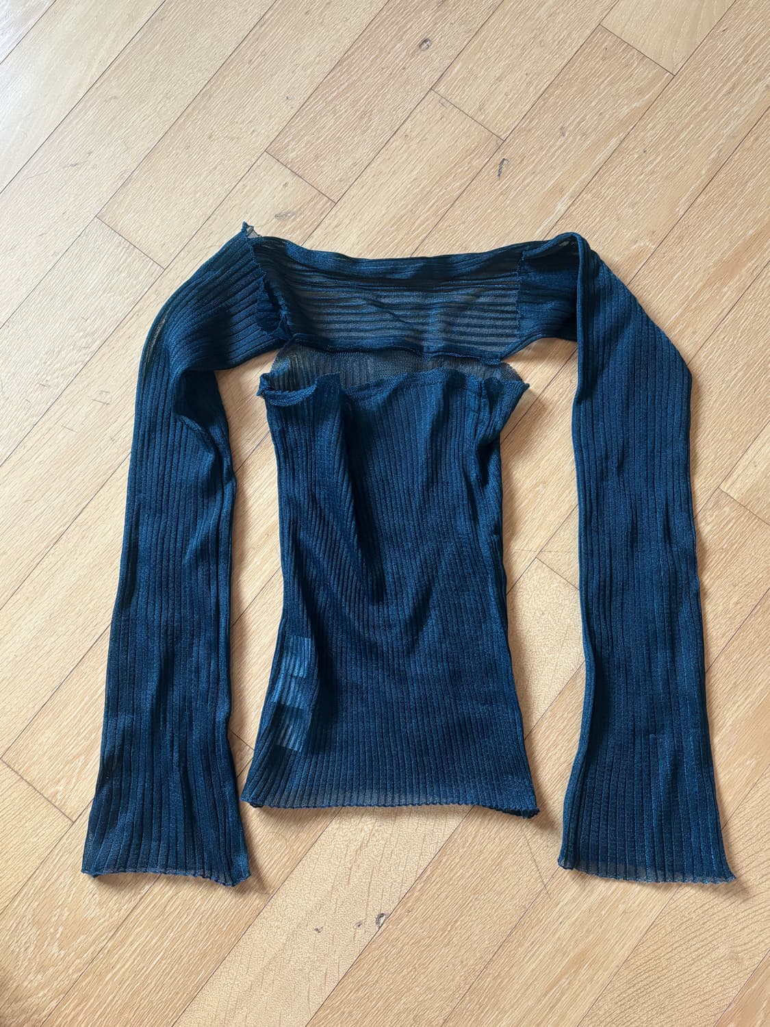 Ulika sanctus sheer tank top 울리카상투스 시어탑 상품이미지2