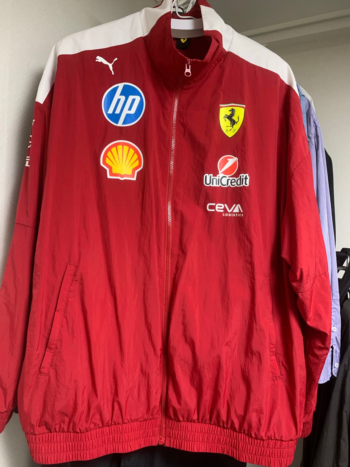 스쿠데리아 페라리 바람막이 파정 XL 상품이미지1