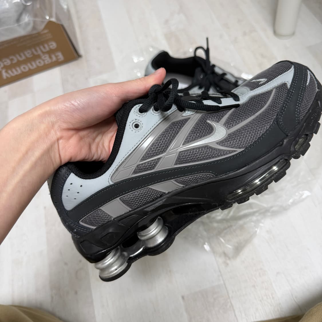 [250] 나이키 샥스 라이드 2 라이트 그래파이트 앤트러사이트 상품이미지7