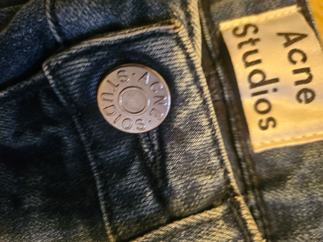 아크네 상품이미지3