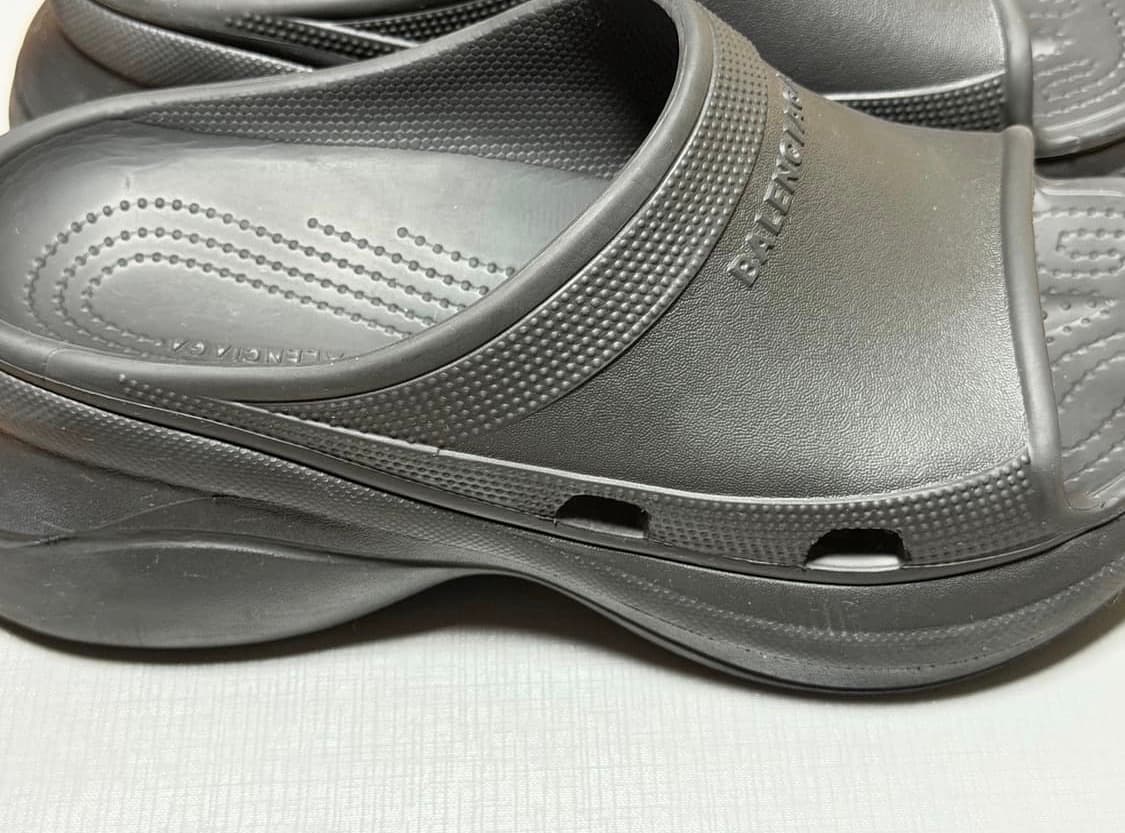 발렌시아가 크록스 뮬 상품이미지4