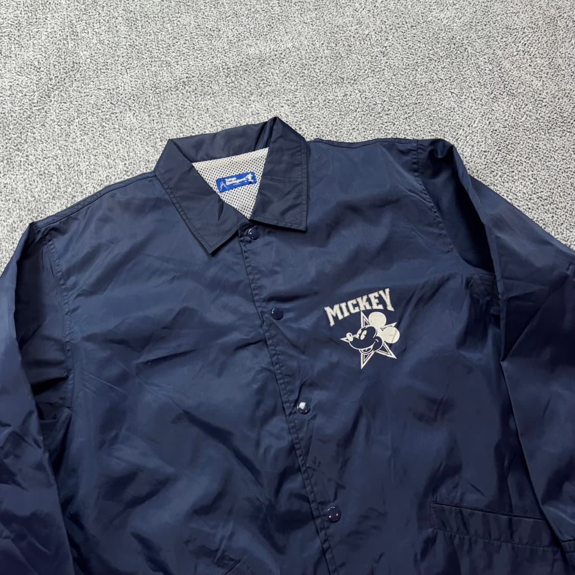 도쿄 디즈니 스토어 미키마우스 빅로고 네이비 코치자켓 상품이미지3