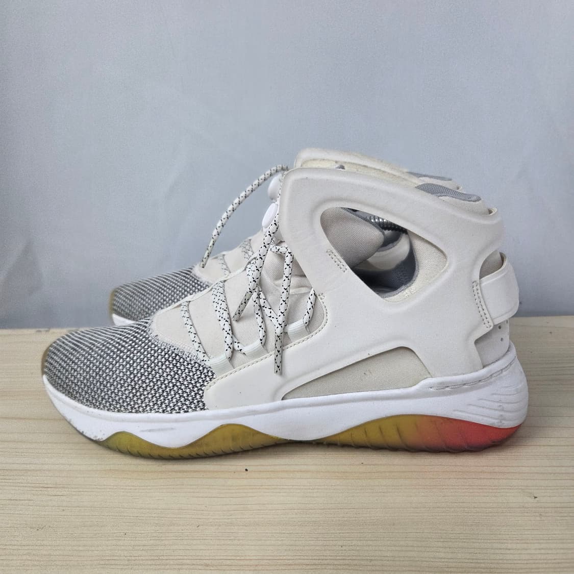 270 나이키 에어플라이트 허라치 울트라 운동화 상품이미지2