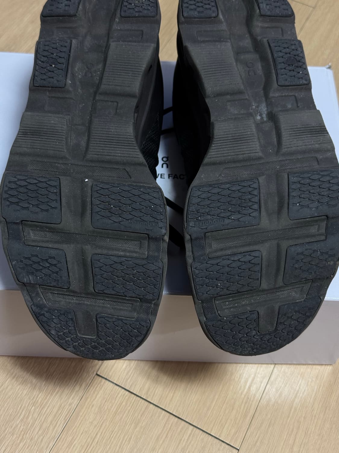 [300] 온러닝 파프 클라우드몬스터 2 쏜 브라운 상품이미지9