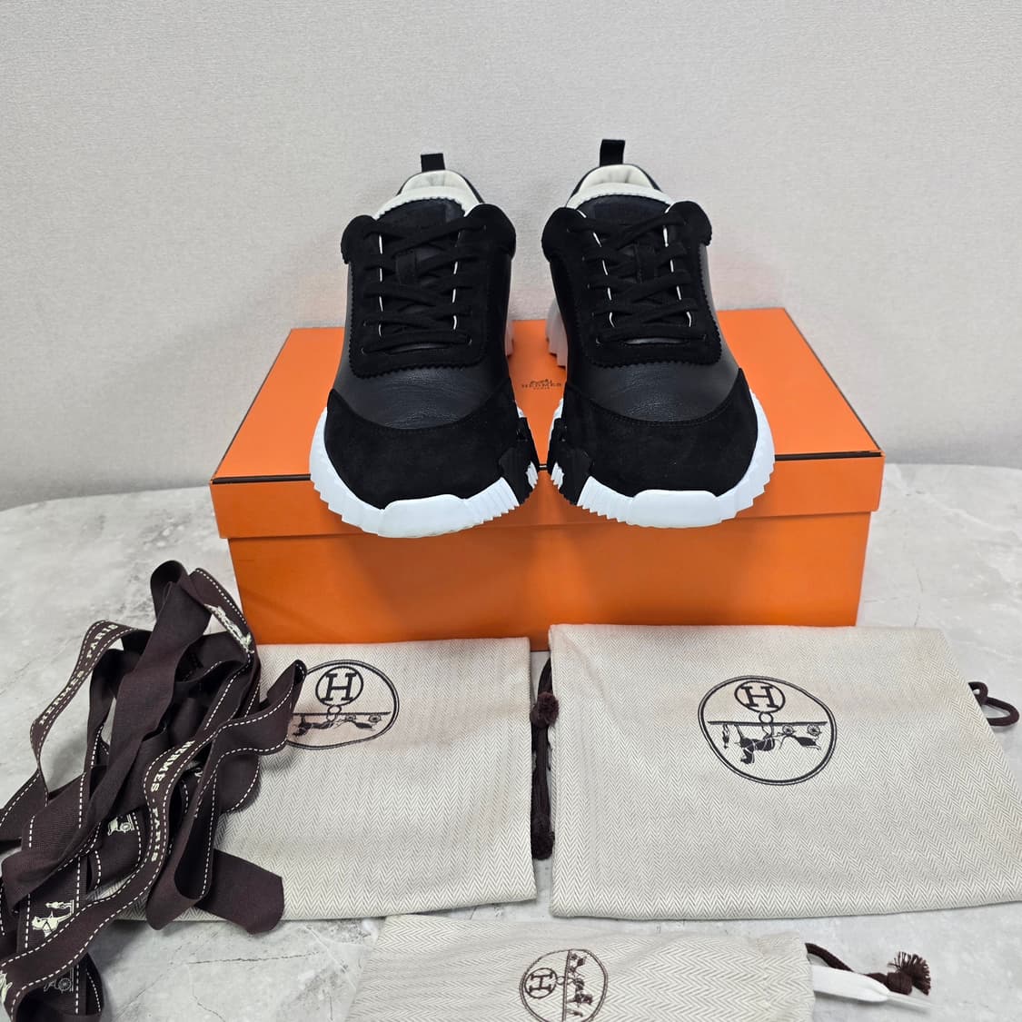 에르메스 바운싱 스니커즈 신발 43사이즈 판매 상품이미지2