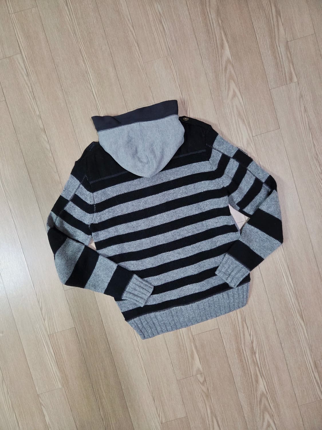 데시구알 스트라이프 배색 버튼 후드 재킷 상품이미지7