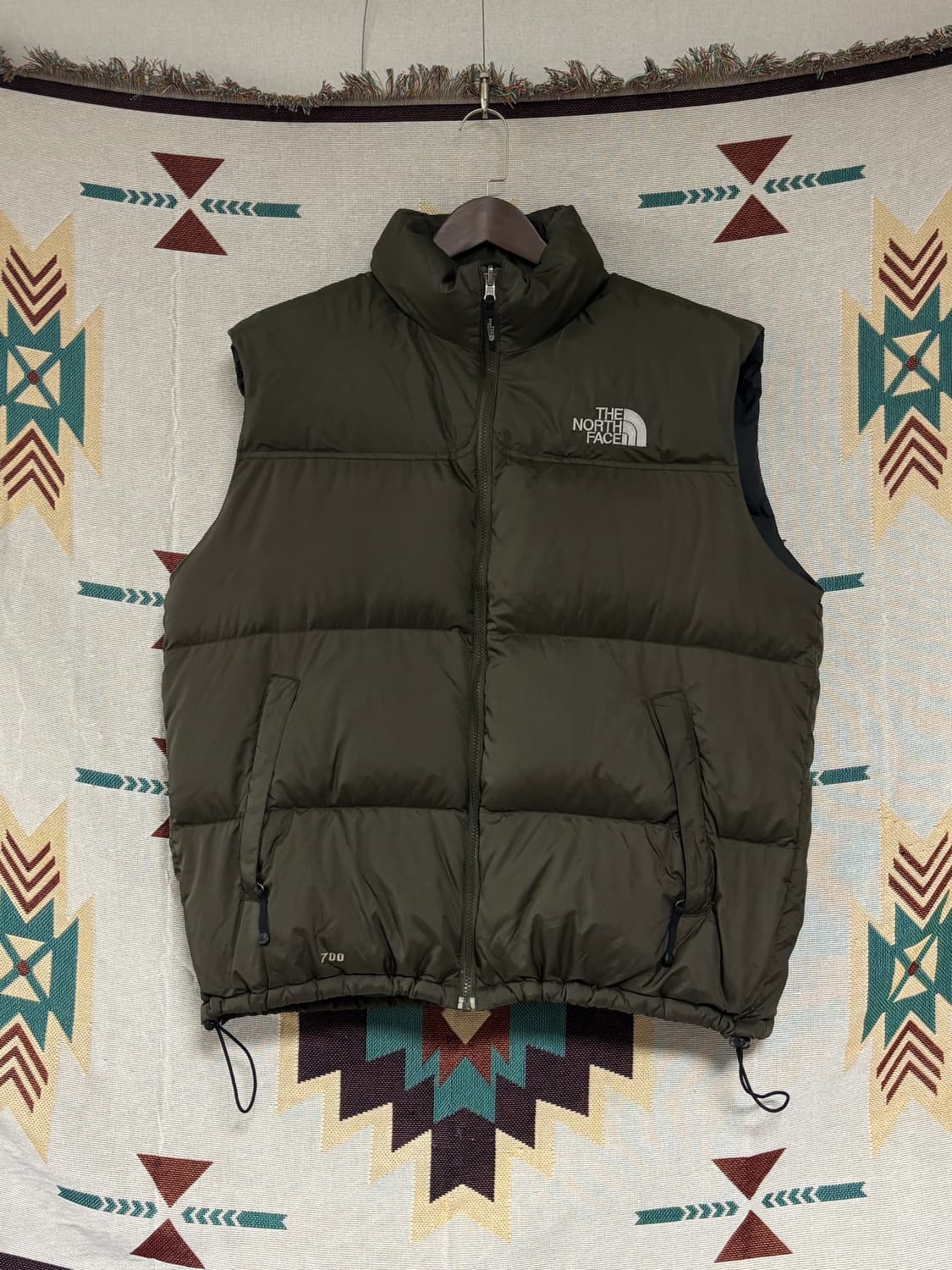 노스페이스 센터 로고 조끼 패딩 카키브라운 XXL 상품이미지1