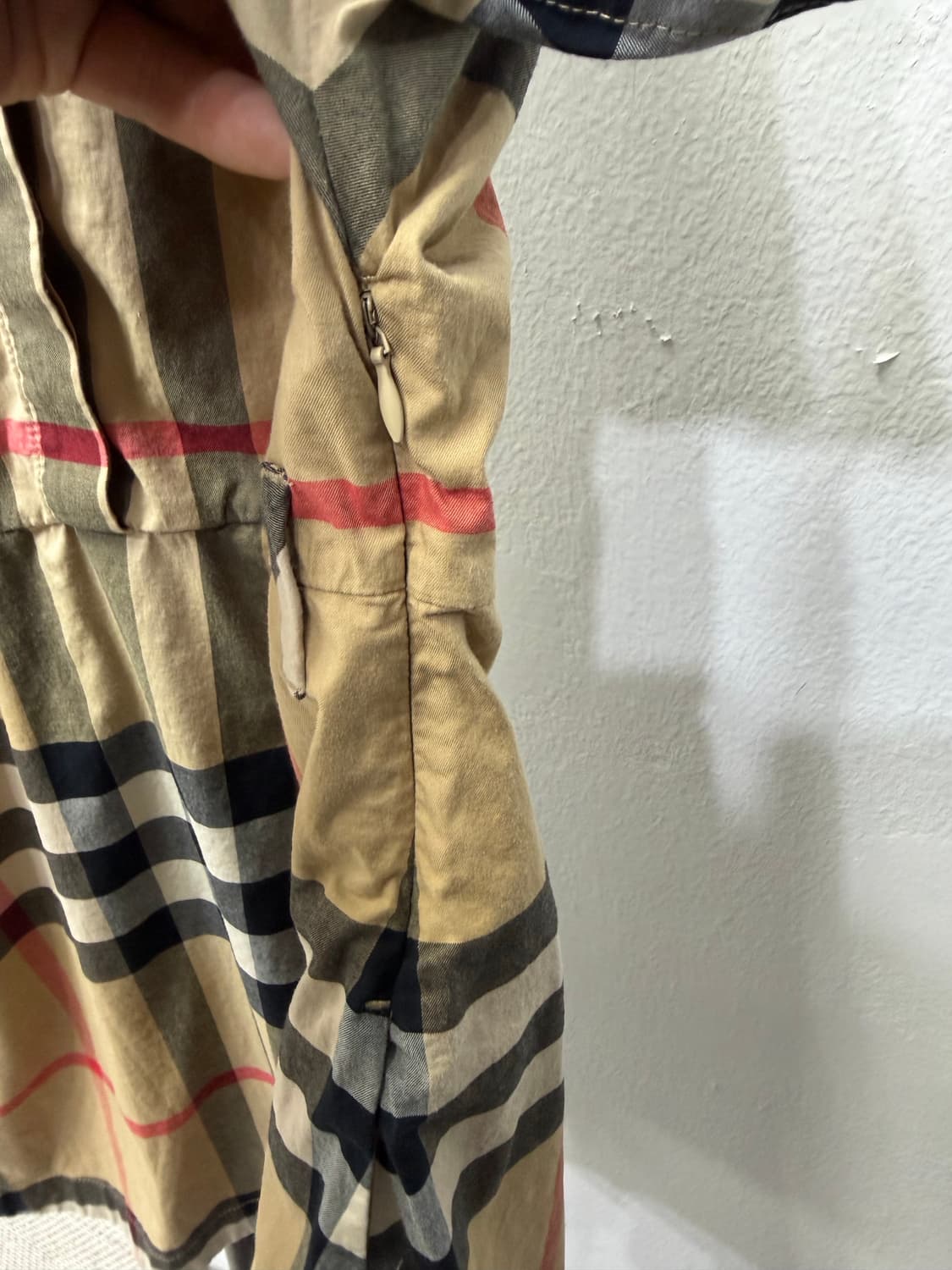 정품) 버버리 키즈 신형 노바체크 반팔 원피스 8Y 상품이미지5