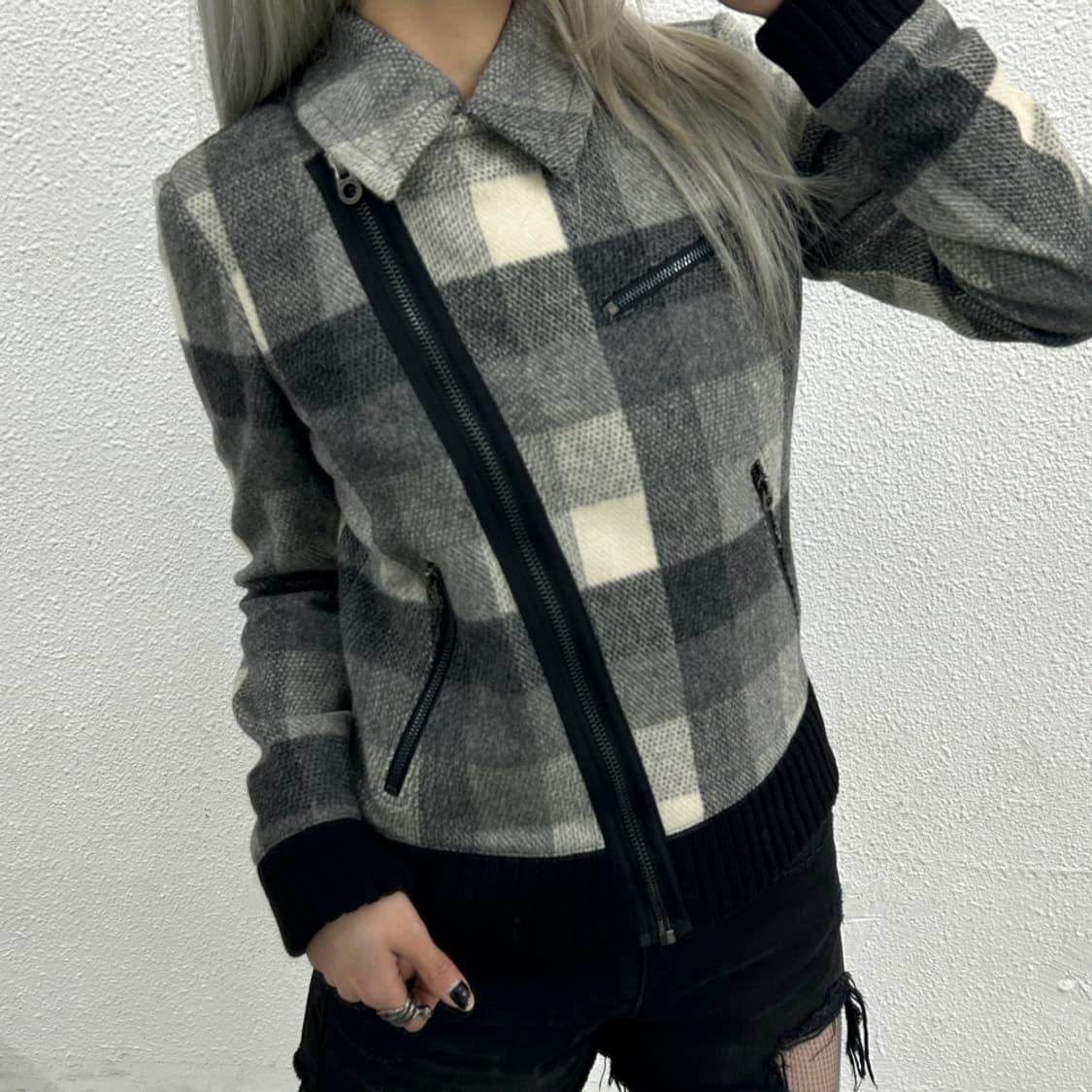 쥬시꾸뛰르 사이드 지퍼 체크 자켓 (여성용) 상품이미지2