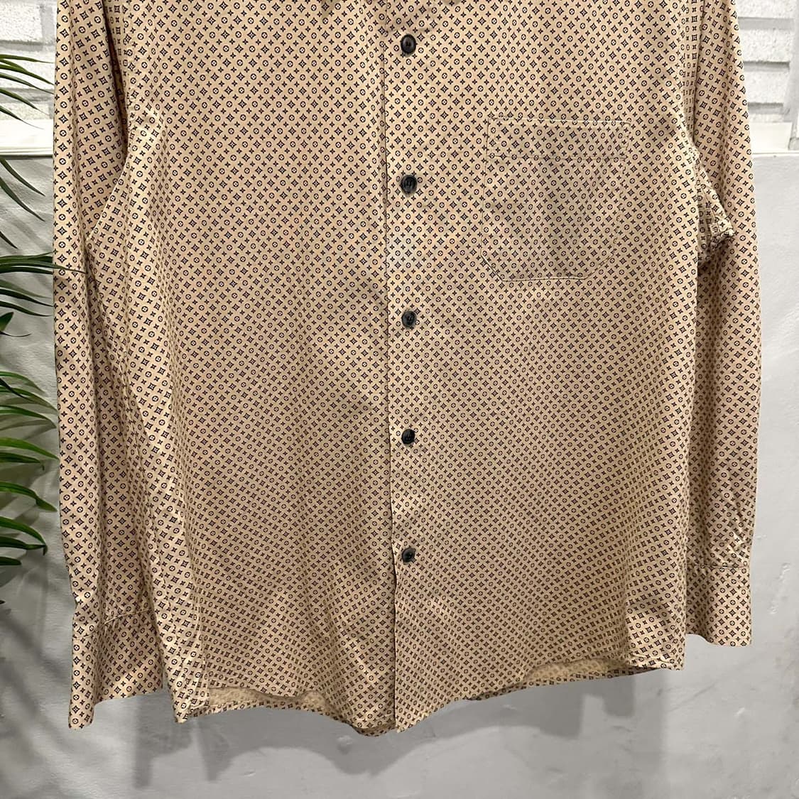 JPN VINTAGE 긴팔 셔츠 모노그램 패턴 원포켓 디테일 베이지 상품이미지5