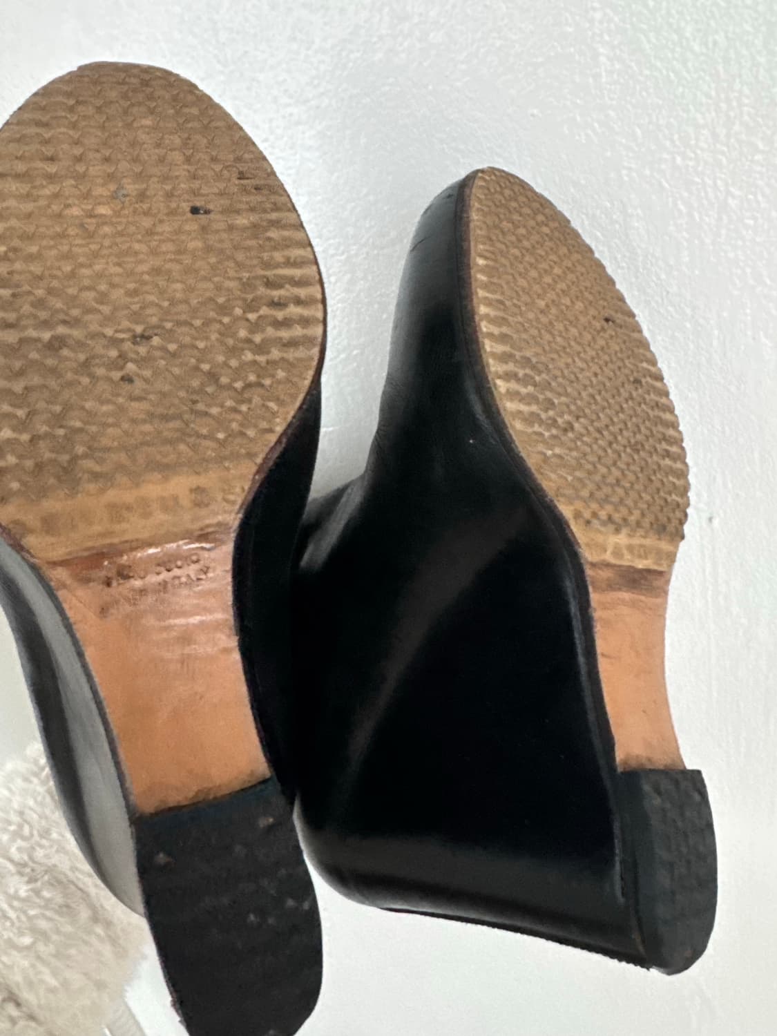 [240/37.5] 메종 마르지엘라 블랙 레더 앵클부츠 상품이미지6