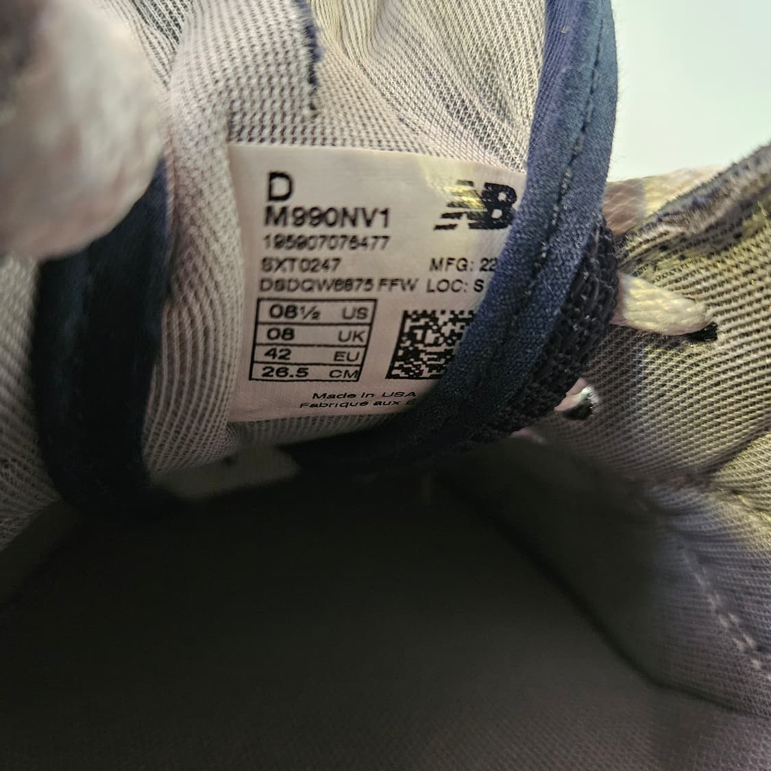 뉴발란스 M990NV1 네이비 상품이미지5