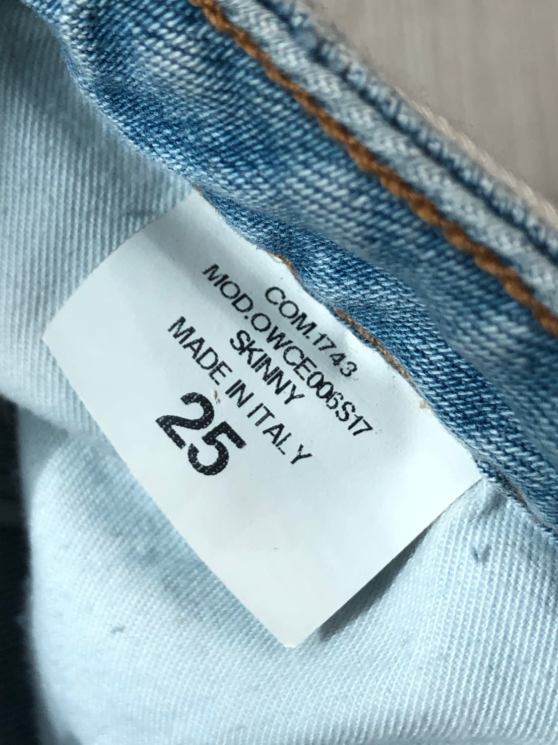 오프화이트 표기(여성25) 상품이미지5