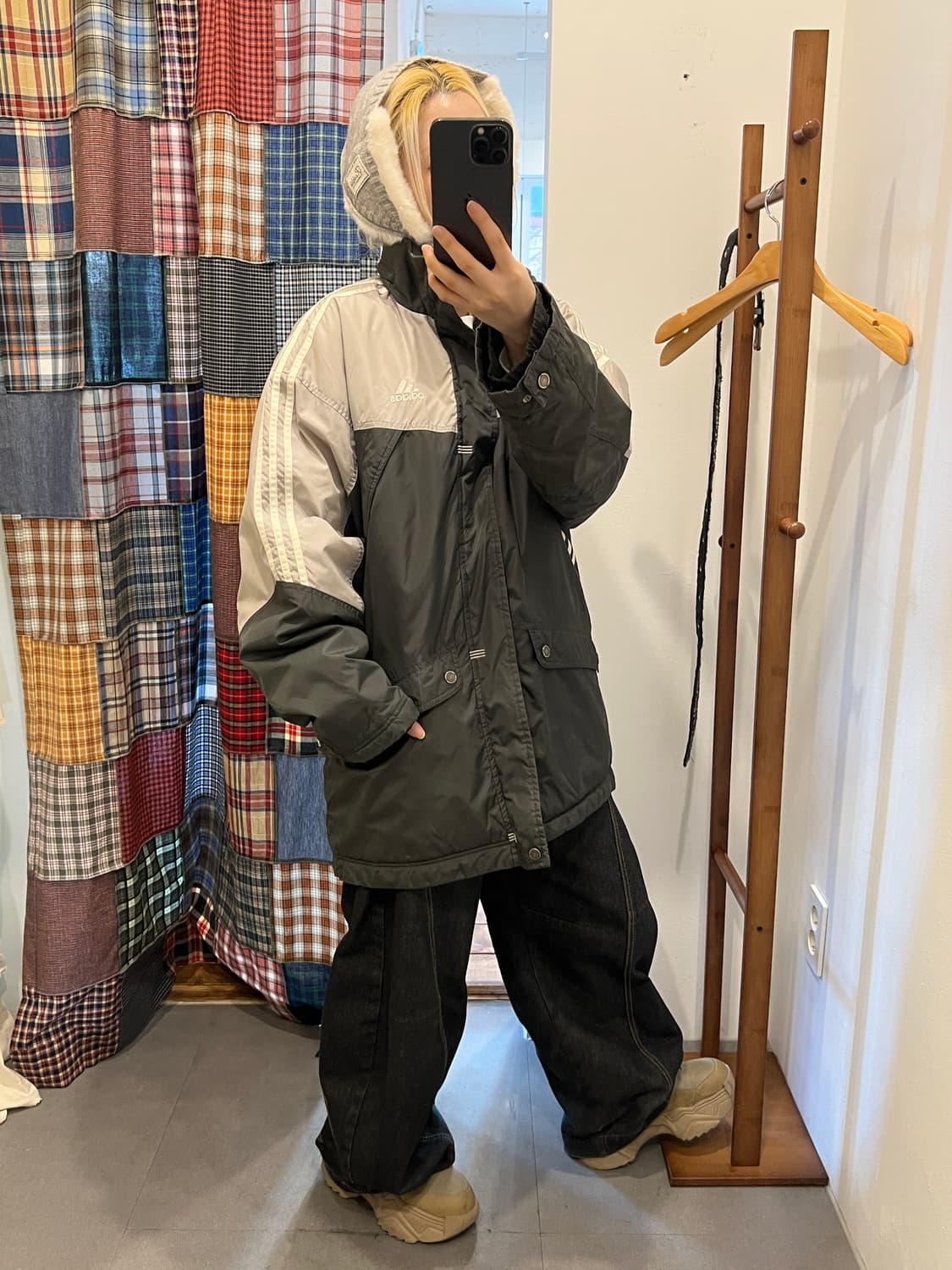 아디다스 그레이블랙 패딩 상품이미지3