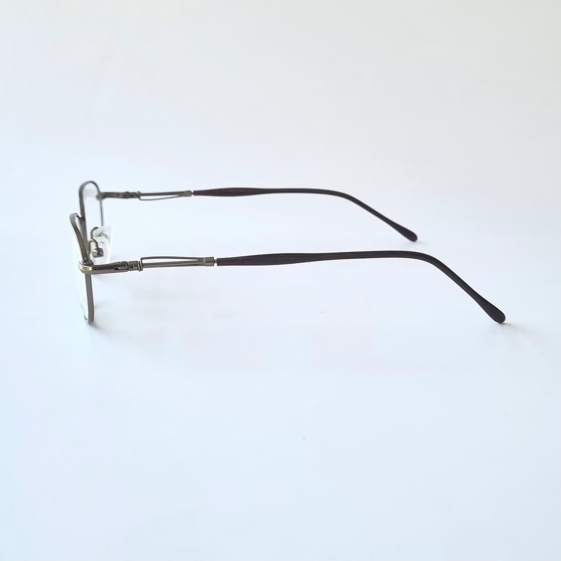 데드스탁 지적인 무드의 완성 클래식 메탈 안경테 675 상품이미지4