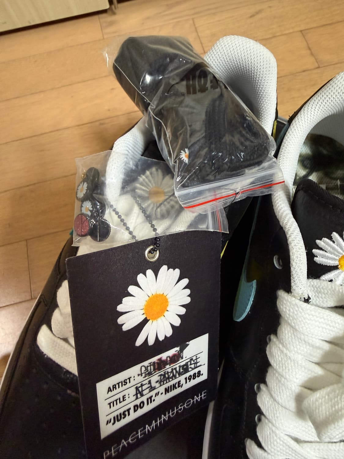 [300] 나이키 피스마이너스원 피마원 에어포스1 로우 파라노이즈 3.0 상품이미지5