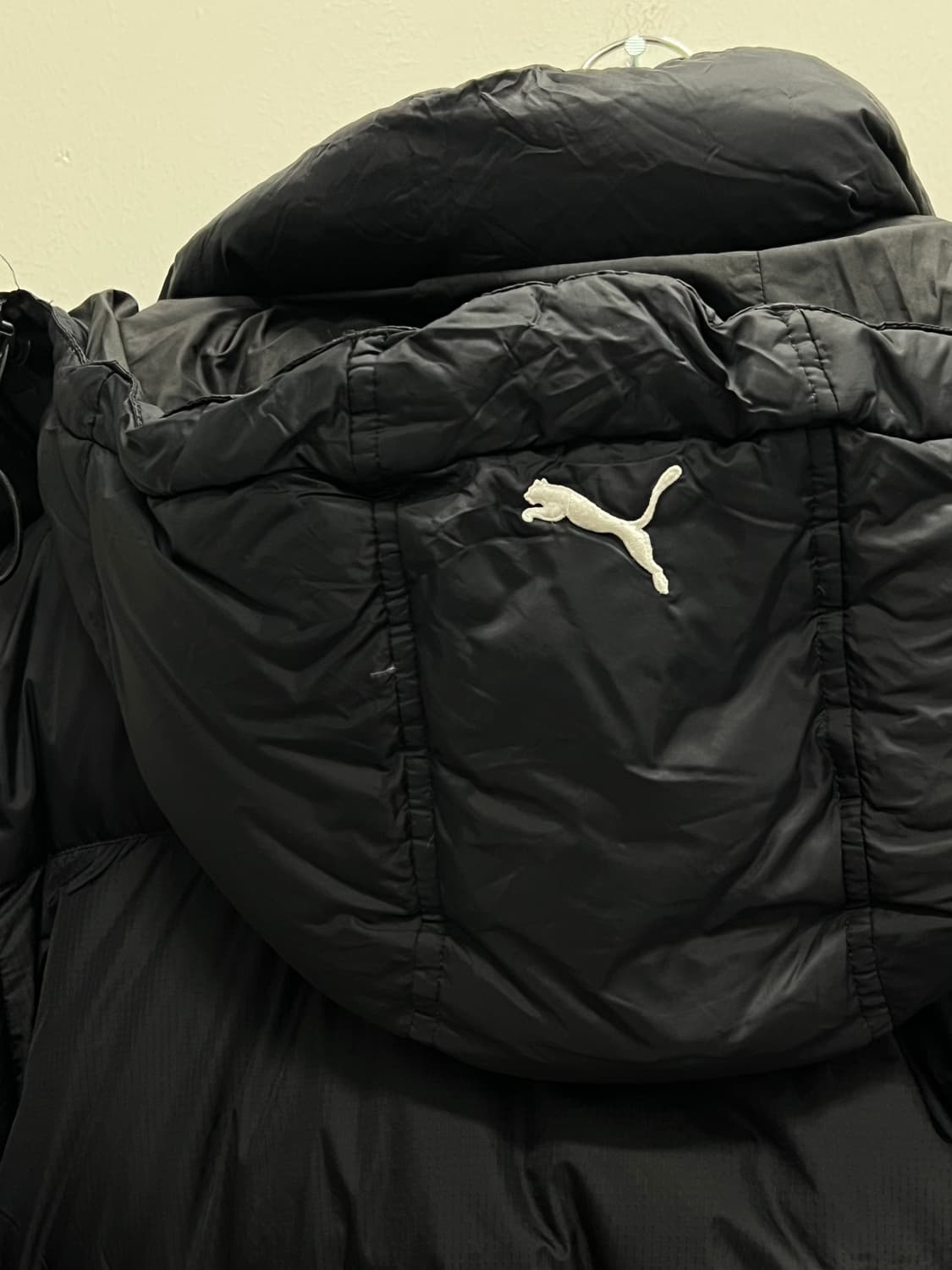 푸마 자수로고 덕다운 푸퍼 패딩 블랙 상품이미지7