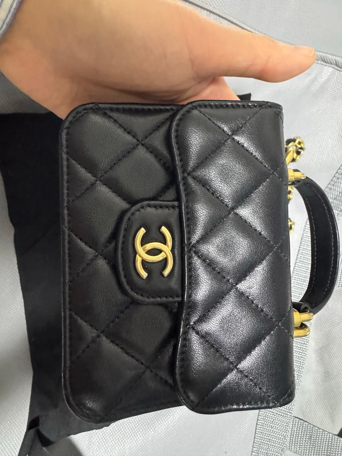 샤넬 체인 플랩 동전 지갑 램스킨 & 골드 메탈 블랙 상품이미지6