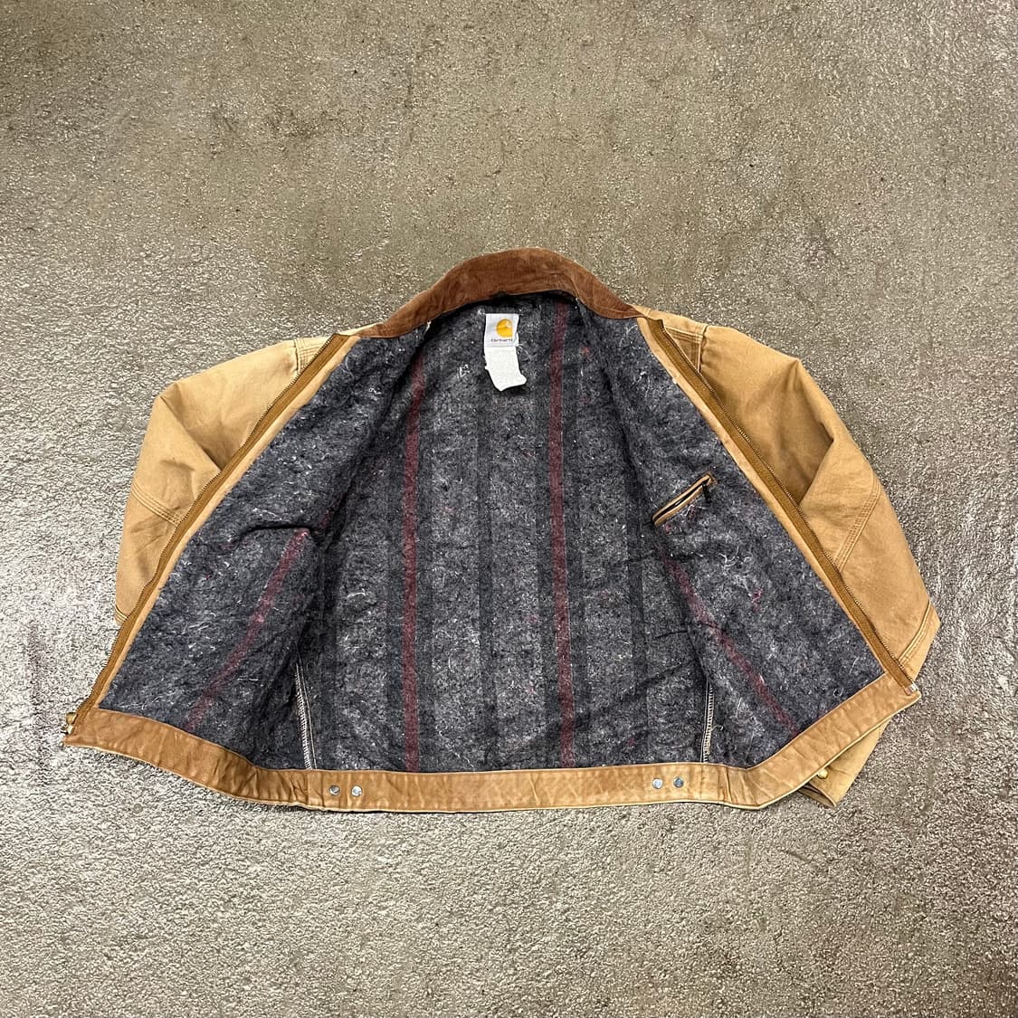 Carhartt 페이딩 디트로이트 자켓 (105) 상품이미지7