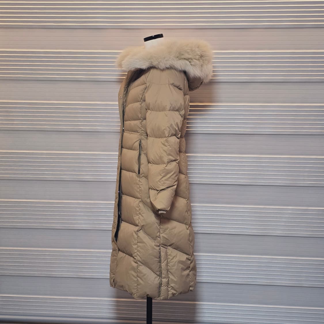 《새상품》리얼폭스털 후드 구스롱패딩 상품이미지2