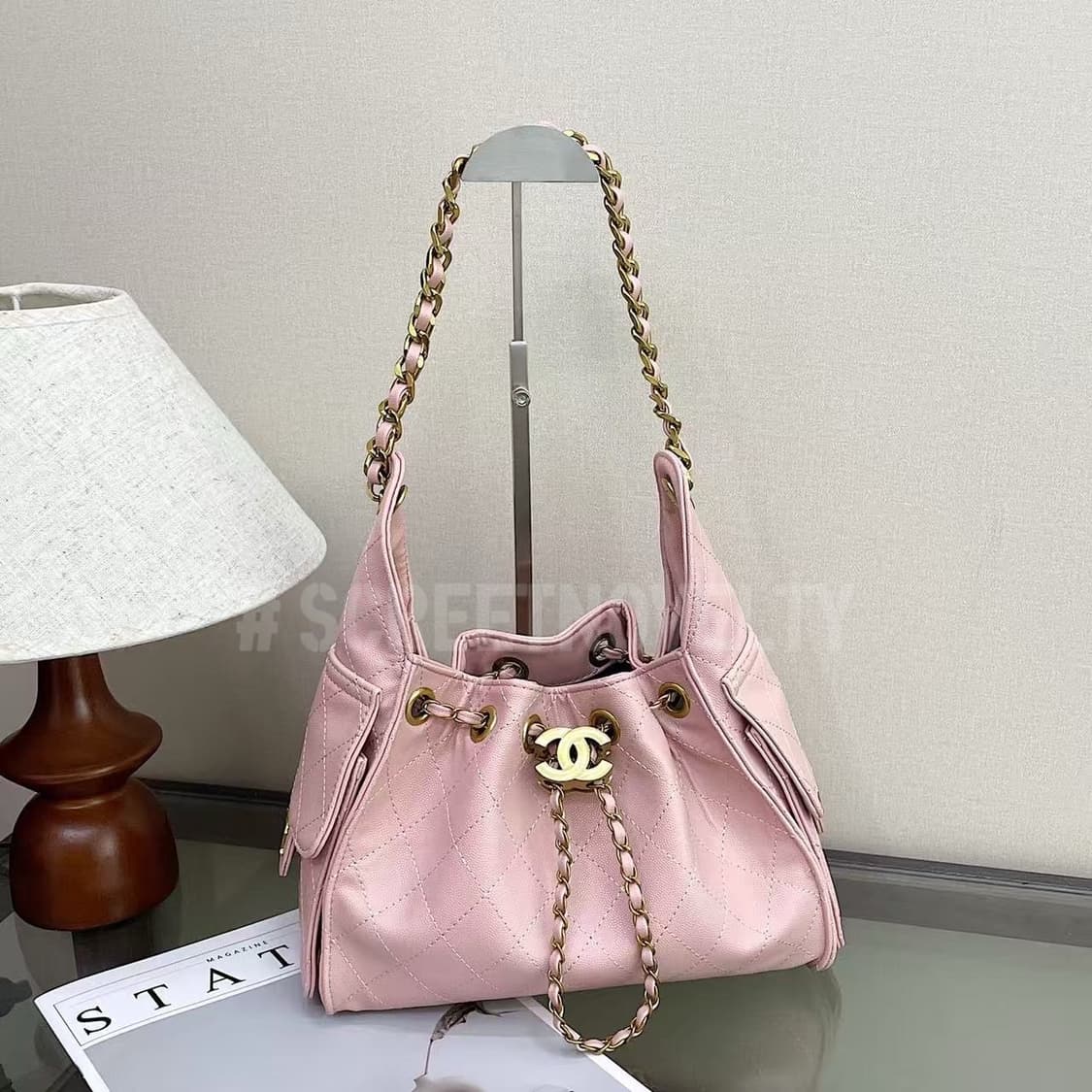 샤넬 25백 클래식 카프스킨 체인 호보백 상품이미지3