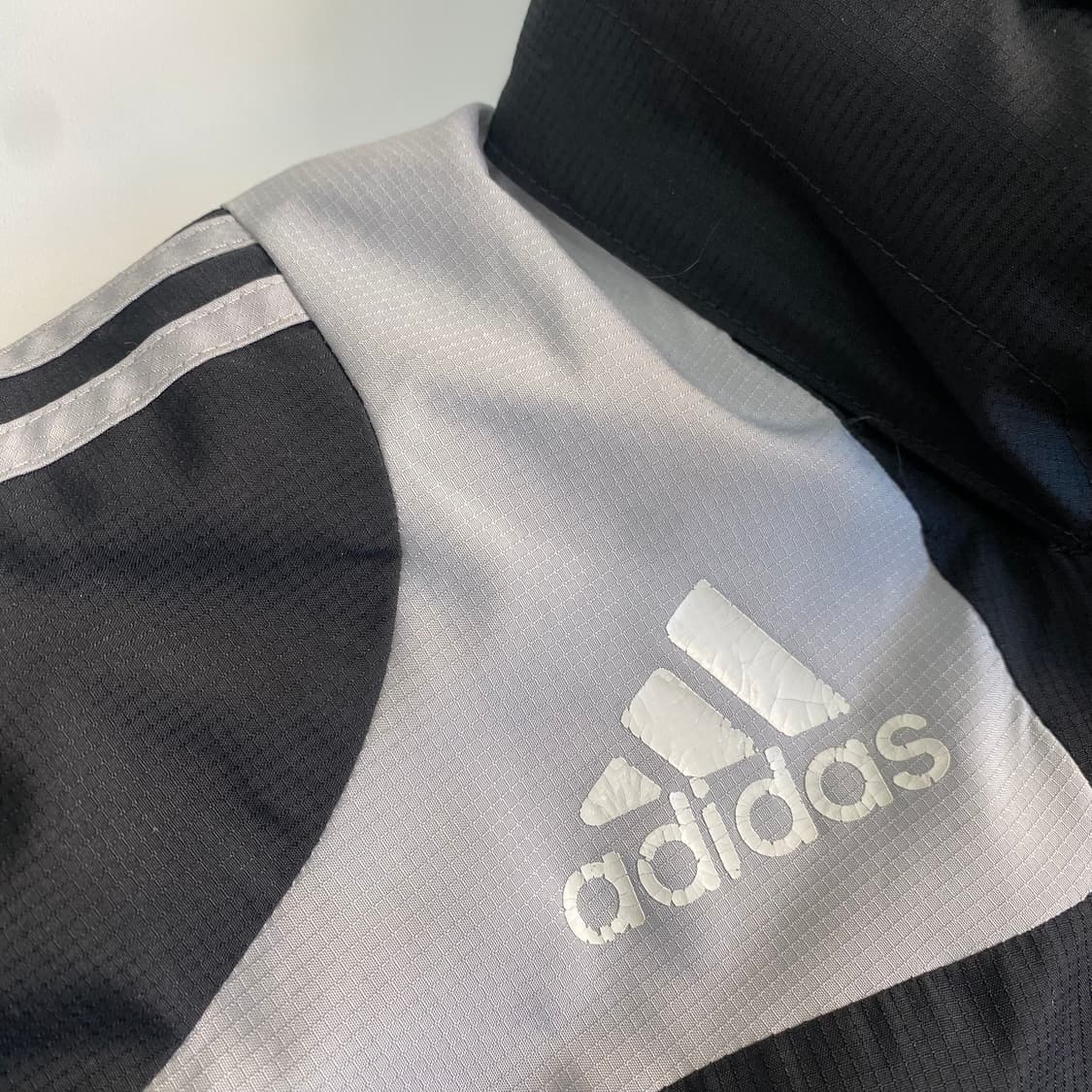 [100] 아디다스 리버풀 바람막이 상품이미지4