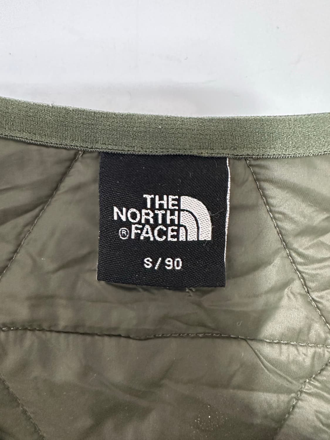 노스페이스 카키 가디건 경량패딩 상품이미지4