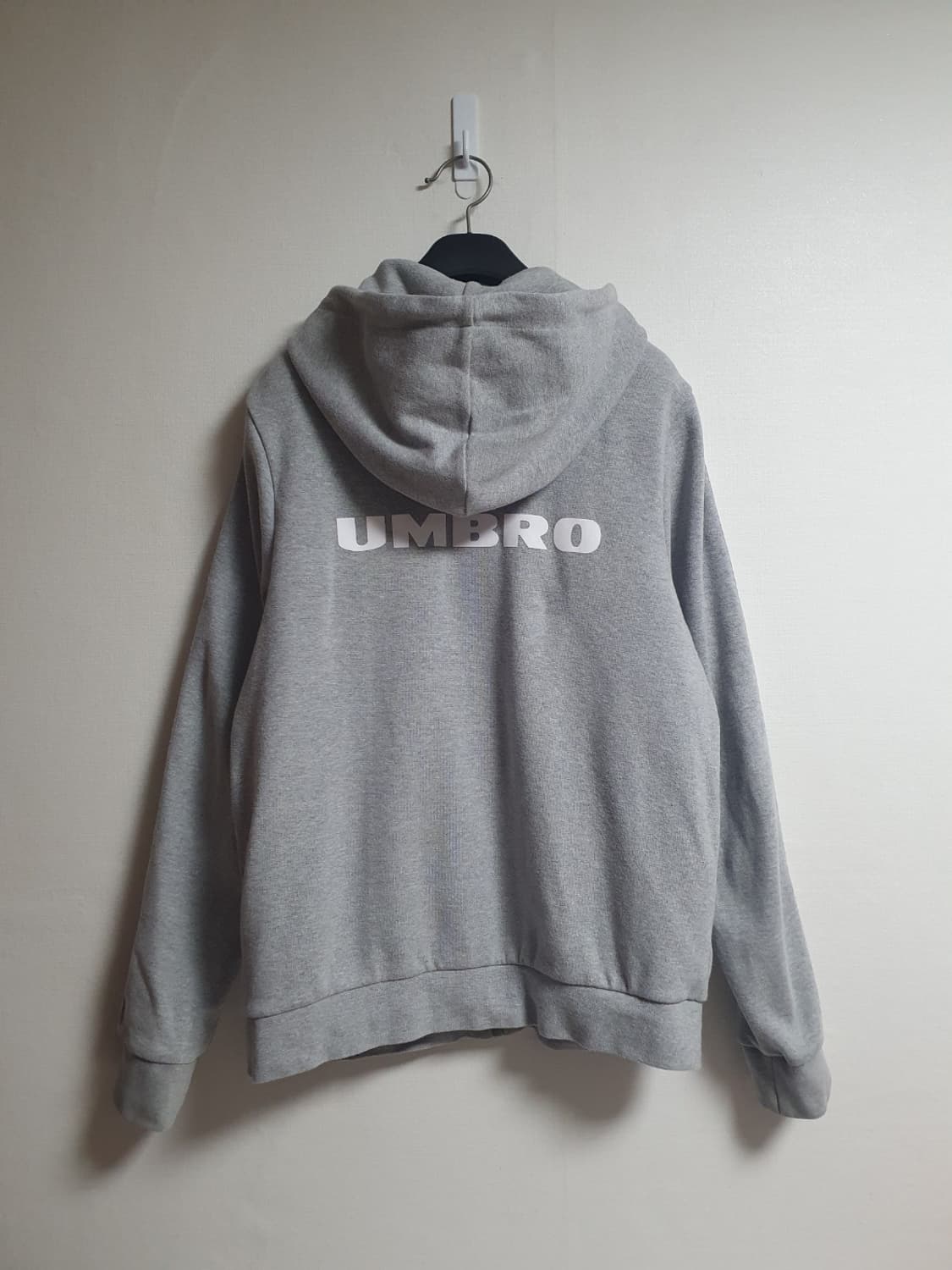 엄브로 뉴 USB 후드 집업 그레이 95 상품이미지4