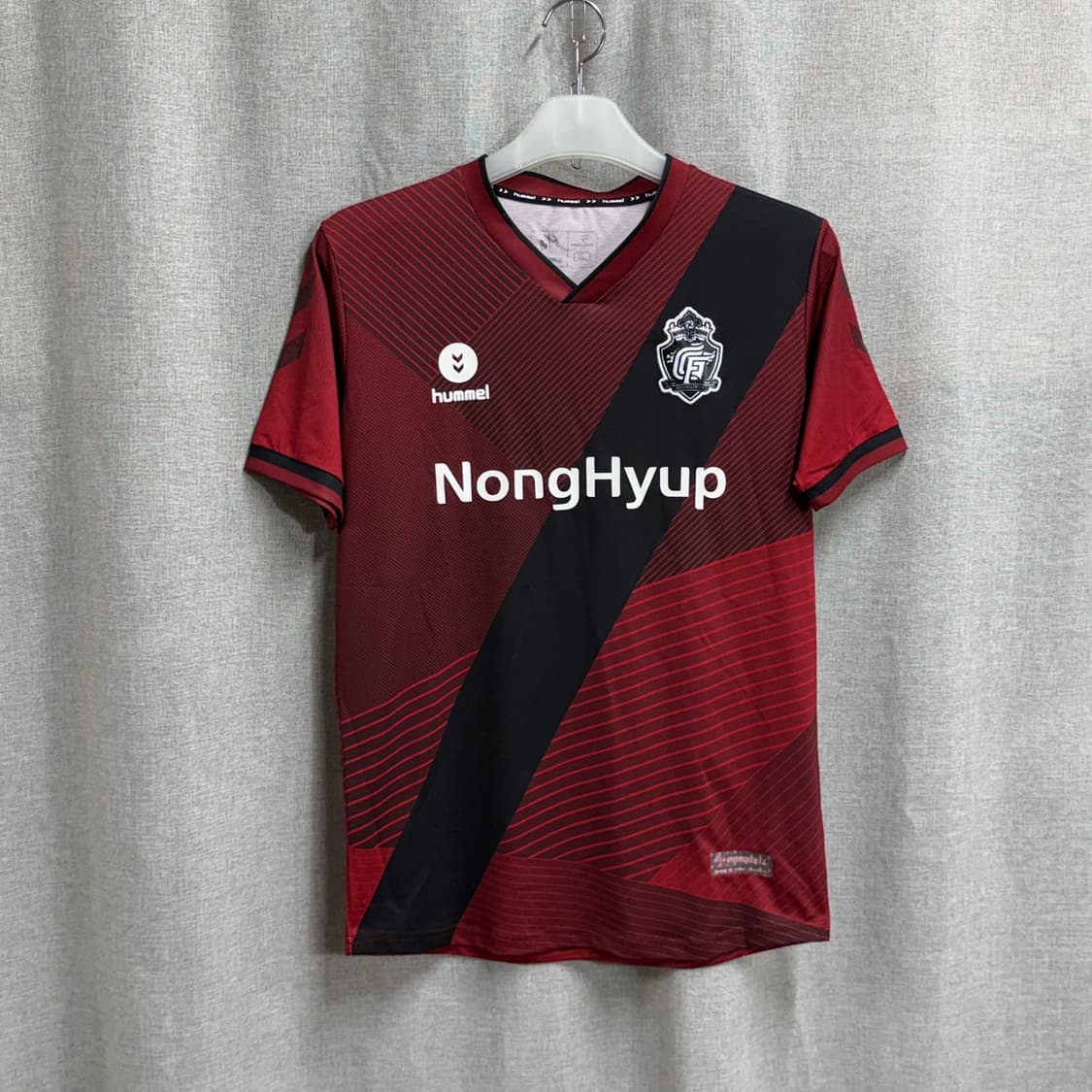 험멜 2021 경남 FC 홈 반팔 축구유니폼 (23번 김광선) 상품이미지2