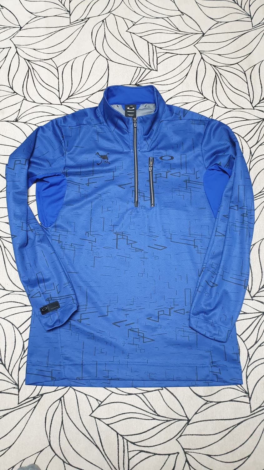 오클리 골프웨어 스컬 모크 자수로고 하프집업 L 사이즈 100 상품이미지1