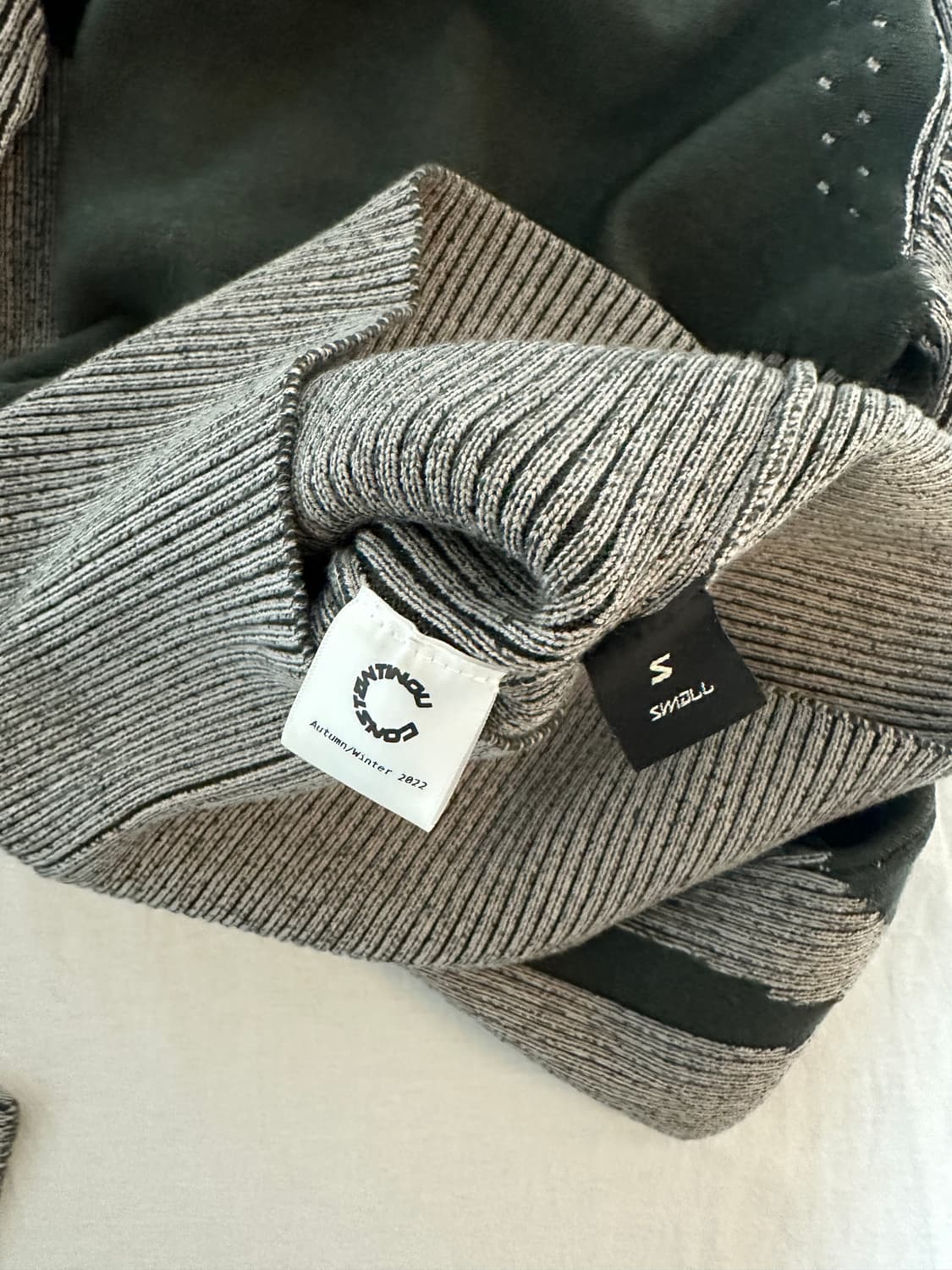 찰리 콘스탄티누 22aw 니트 상품이미지5