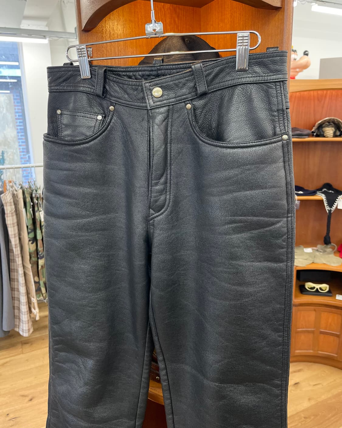 [L] 90s 레더 플레어 팬츠 상품이미지7