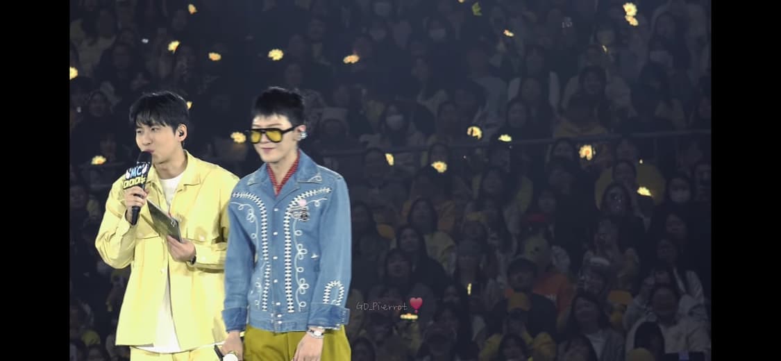 지드래곤(최근)볼레로 빈티지 데님자켓팔아요(구할수없는상품) 상품이미지3