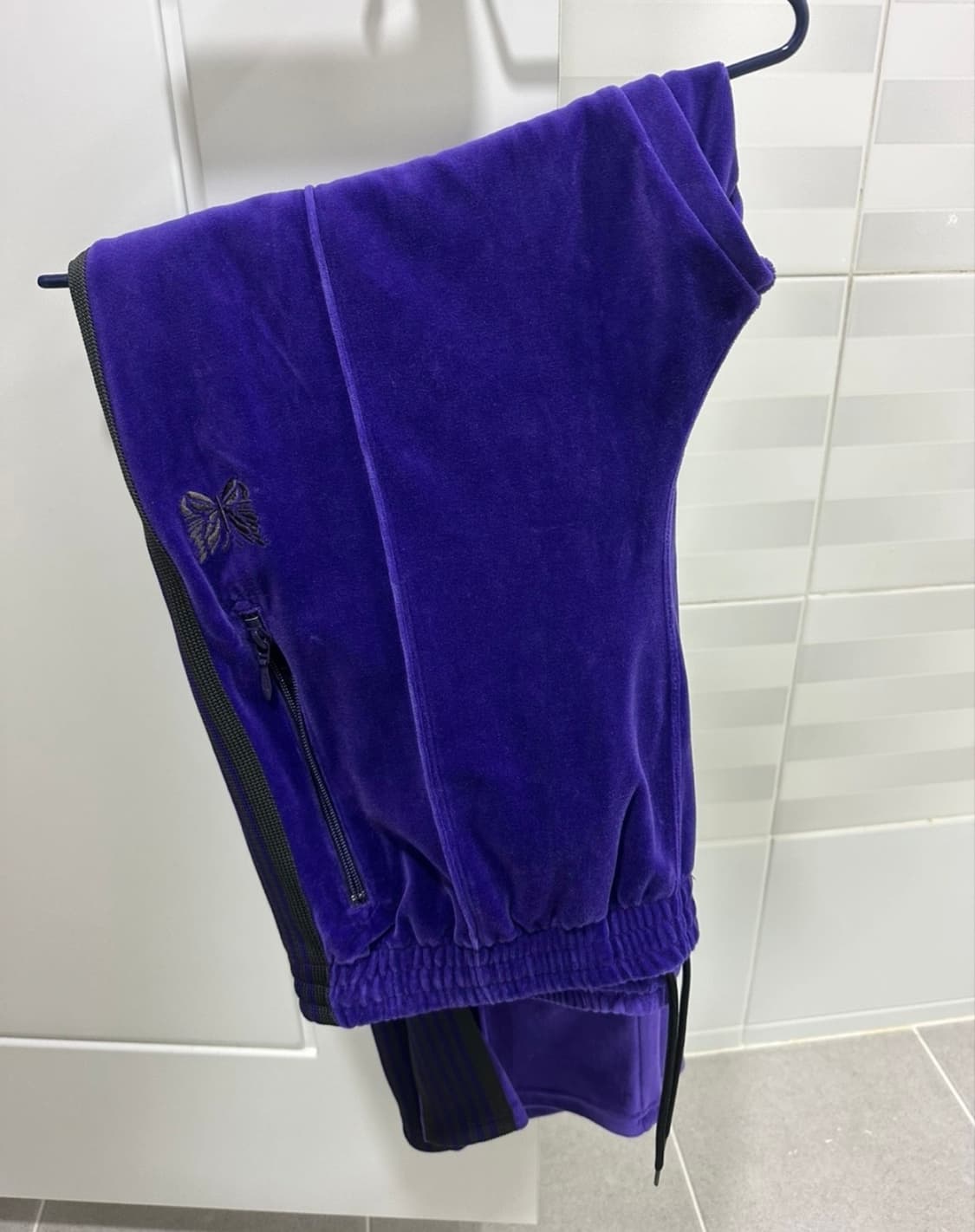 니들스 벨루어 트랙팬츠 퍼플 M사이즈 상품이미지1