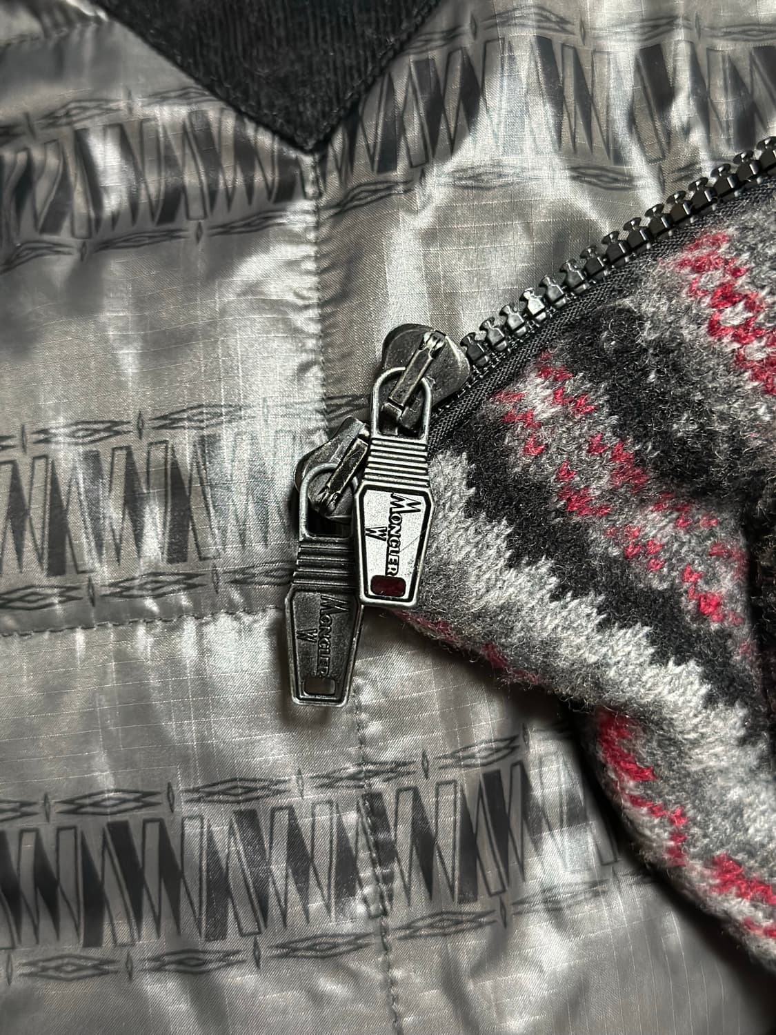 몽클레어 텐잠  패딩 1사이즈 (90-95 추천) 정품 상품이미지8