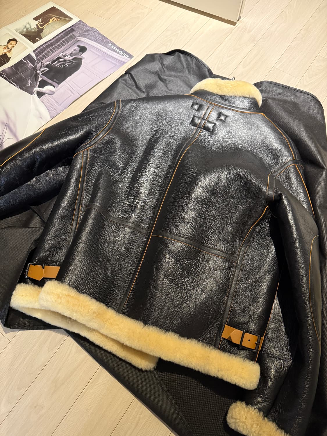 이스트로그 모터사이클 무스탕 변요한 상품이미지2