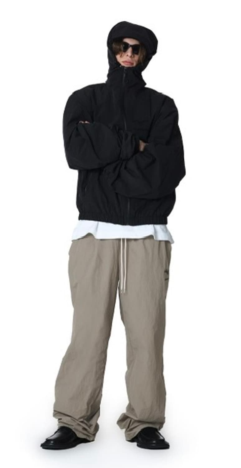 stu x 미즈노 윈드 브레이커 블랙 상품이미지5