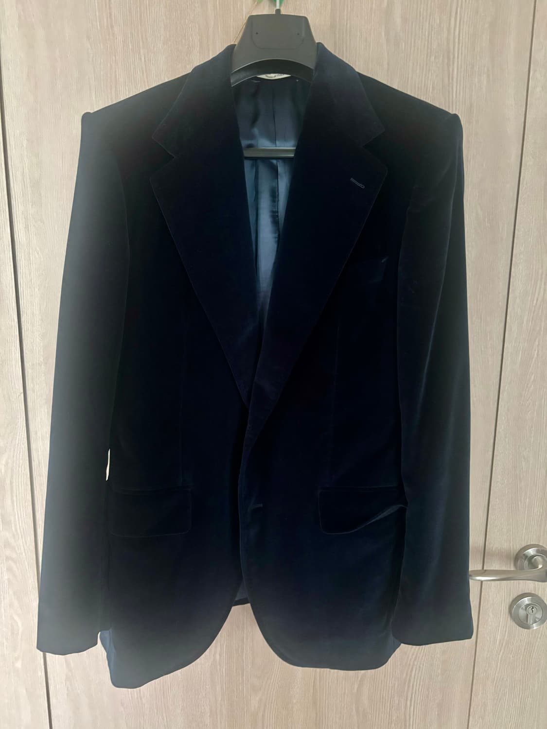 허즈밴드 파리 네이비 벨벳 자켓 상품이미지1
