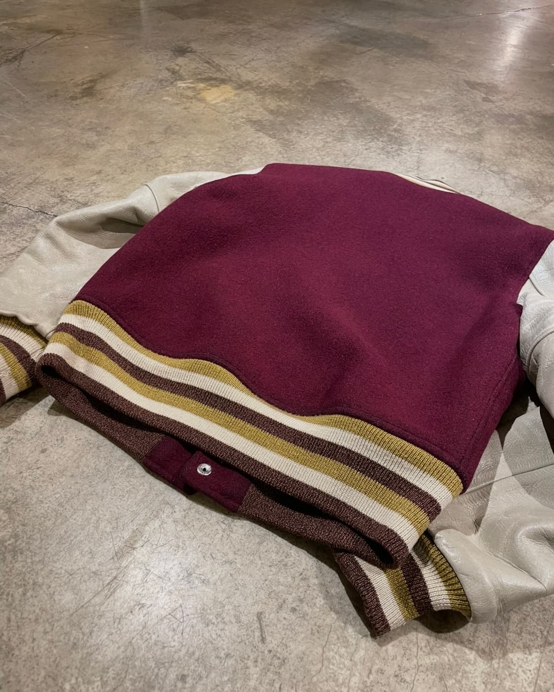 Style eyes 스타일 아이즈 에로우 포켓 바시티 재킷 (B5176) 상품이미지8