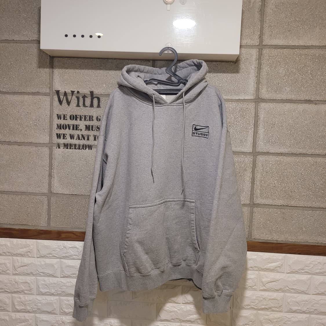 나이키 X 스투시 풀오버 후드티 L 상품이미지1