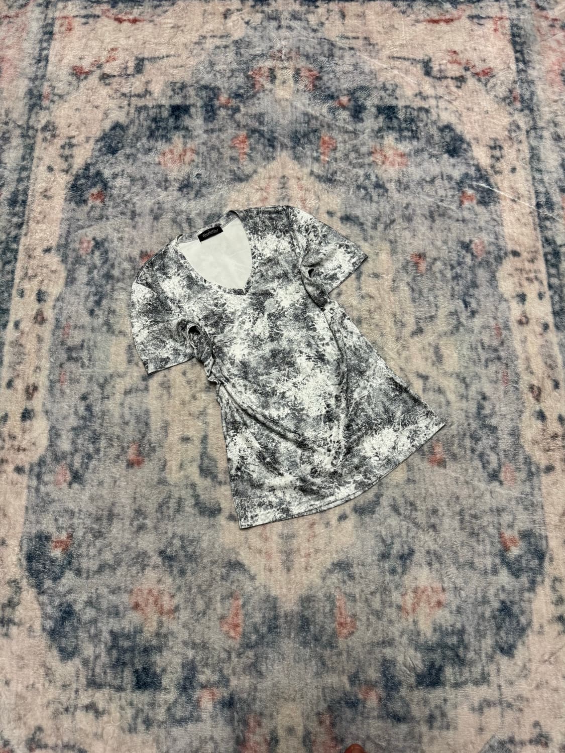Tornado mart destruction half top 상품이미지1