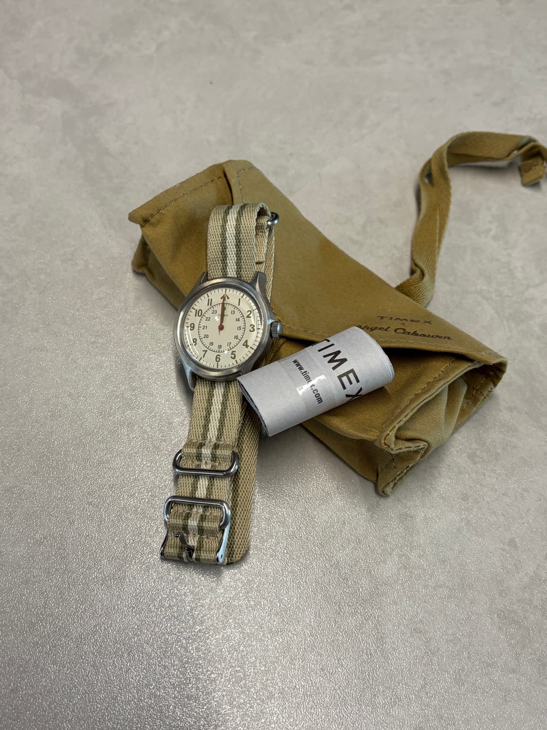 새상품) 타이맥스 X 나이젤 카본 데저트 워치 상품이미지4