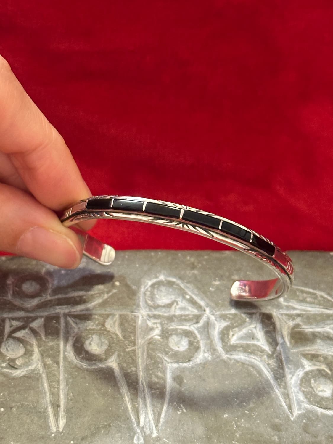 Black Onyx Tile Inlay Feather Engraved C 상품이미지1