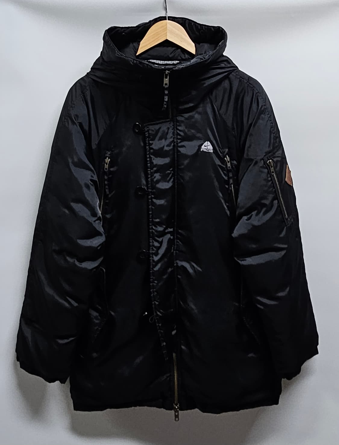 나이키 ACG 블랙 패딩 후드 점퍼 95 상품이미지1