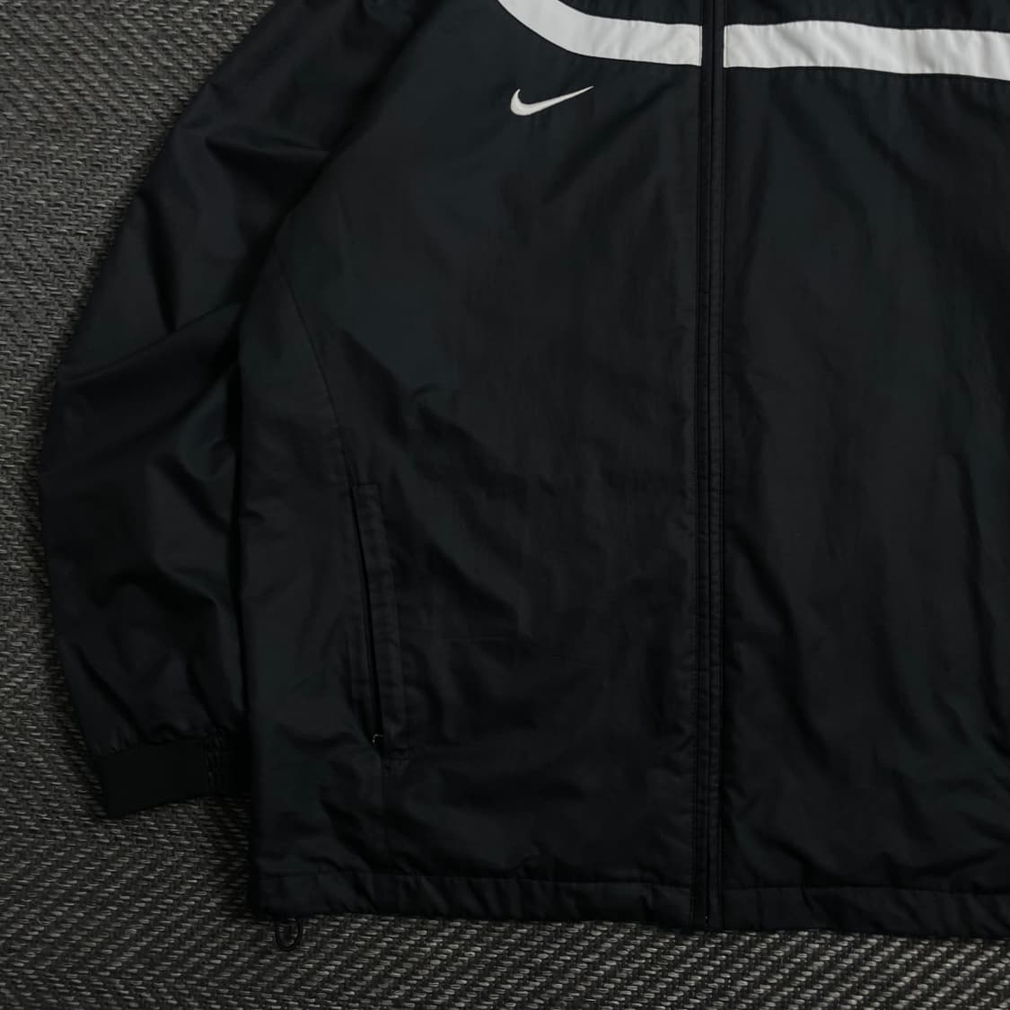 나이키 올드스쿨 스우시 바람막이 자켓 블랙y 4245 상품이미지4